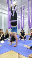 -亚太瑜伽普拉提学院