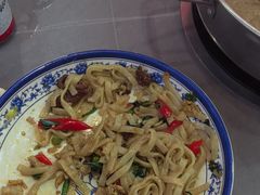 -官塘陈记鱼生·潮汕砂锅粥·牛肉火锅(潮枫路总店)