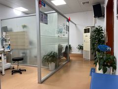 -上海大学附属上海和平眼科医院
