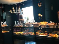 -Salon de The de Joel Robuchon(外滩18号店)