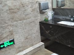 -水立方国际汤泉(六一中路店)