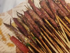 -老街烧烤大排档·地道湖北菜·龙虾馆(汉口火车站店)