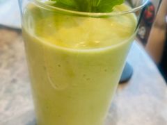 有机菠菜牛油果酸奶-gaga(北京新中关购物中心店)