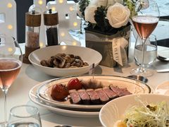 -MONICH牛排融合餐厅(和义大道购物中心店)