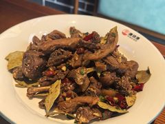 -唐师傅湘西名菜馆(武陵路店)