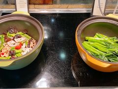 -大中华希尔顿酒店-念自助餐·嗨啤·小龙虾