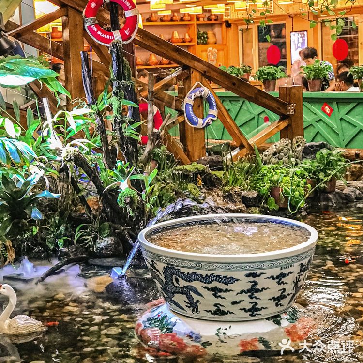 哈尔滨这家四层还爆满🔥的火锅店真是馋肉好去处