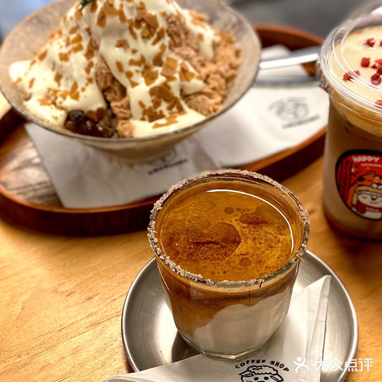 这杯很饱腹 额外多点了一份一直很喜欢的富士山上