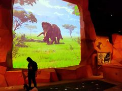 -珠海横琴国家地理探险家中心(创新方)