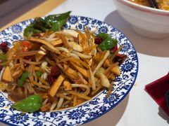 -青年路烩面馆(绿地世纪城店)