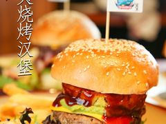 -鲨鱼美式餐厅酒吧Sharky