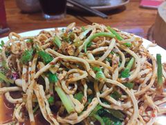-滇香肴·云南菜蒸汽石锅鱼(云南北路店)
