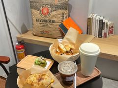 -方炉·天然食材面包店(青秀店)