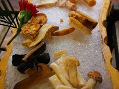 -滇釜火锅·能喝汤的火锅(车公庄店)