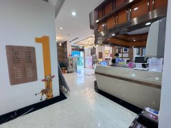 -睿宝儿科·眼科·口腔·康复(人民广场店)