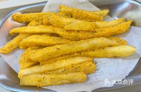 Snowflake Cheese Fries