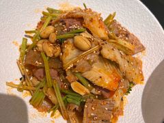 -渔语鱼新川菜Bistro(万象天地店)