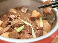 土豆炖黄牛肉-江城小馆陕南妈妈菜·全球旅行餐厅(钟楼店)