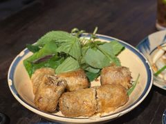 -Cuc Gach Quan Restaurant