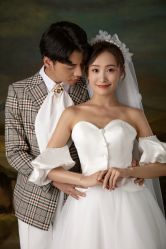 -红番婚纱礼服