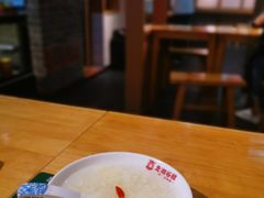 -呷佬·长沙手工米粉(金沙江路店)