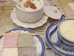 -广信牛奶甜品世家(台东店)