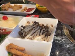 -一席地·本地鸡窝·杭帮鸡火锅(萧山银隆百货店)