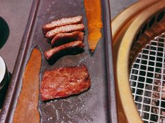 -铭牛烧肉·和牛海鲜自助(高新月牙湖店)