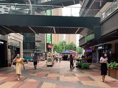 -绝味鸭脖(中海凯旋门店)