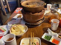 -阿润打边炉·鲜切鸡煲(华漕店)