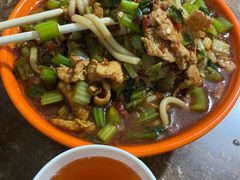 -玲玲米粉·新疆现炒米粉(大十字总店)