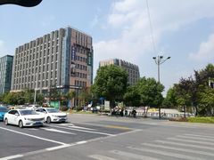 -紫荆广场·花漫里