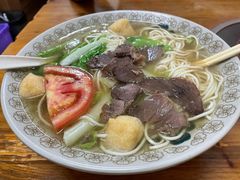 -牛小隆牛肉面馆(四牌楼店)