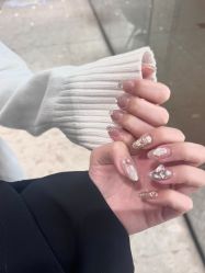 -By.2一站式美甲美睫