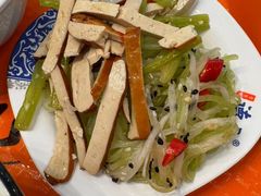 -德元兰州纯汤牛肉面(深圳首店)