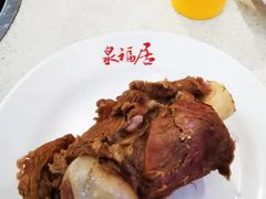 -泉福居酱骨头自助广场(南大街商业步行街店)