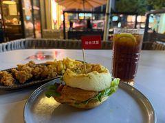 -必胜客(海雅PH店)