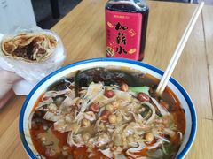 -多鱼炸串麻辣烫(闽江路店)