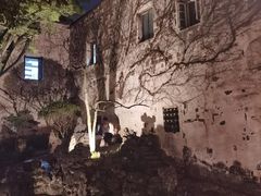 -烟雨人家(塔湾街店)