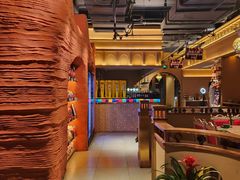 -耶里夏丽·丝路国际·新疆餐厅(浦东区东方路店)
