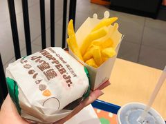 -汉堡王(大连柏威年餐厅店)