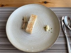 烟熏稻香手工黄油面包-香樟花园法式铁板烧(恒隆广场店)