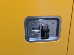 -安东易迷你自助仓储寄存仓库(顾戴路店)