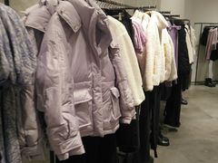 -URBAN REVIVO(西安Momopark店)
