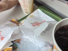 -麦当劳(假日广场店)