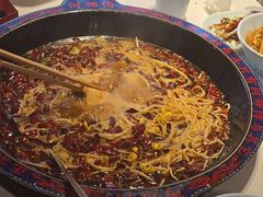 -何师傅美蛙鱼头(汉街店)