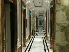 -七十二变量贩KTV(绿地东海岸时代广场店)