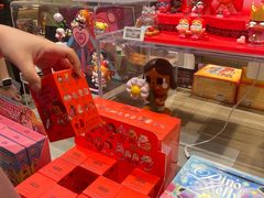 -泡泡玛特POPMART(国金街店)