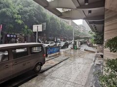 -怡华威斯达酒店(重庆医科大学附属儿童医院店)