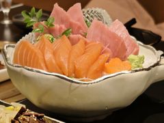 -山川小町·极番烧肉(新地假日广场店)